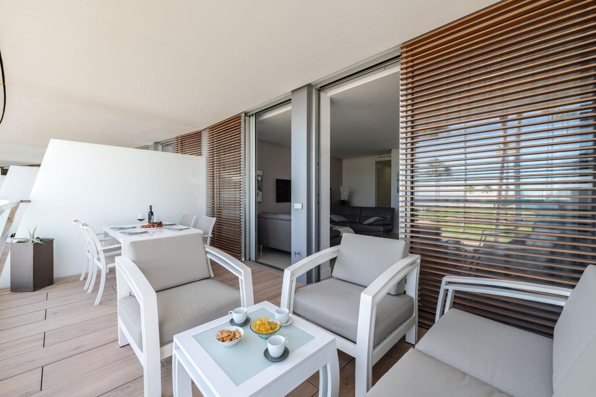 The Edge Apartment Estepona Bagian luar foto