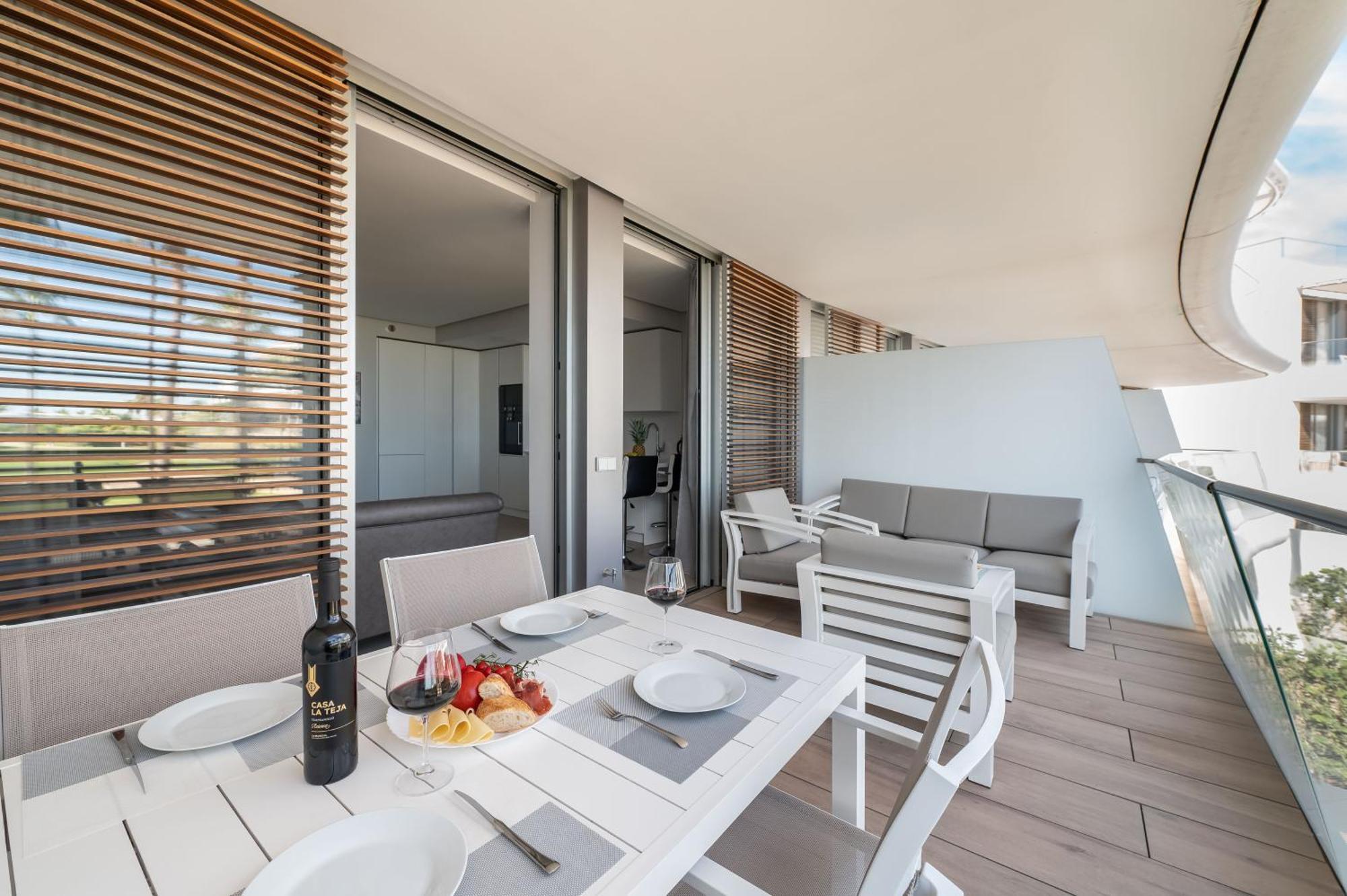 The Edge Apartment Estepona Bagian luar foto