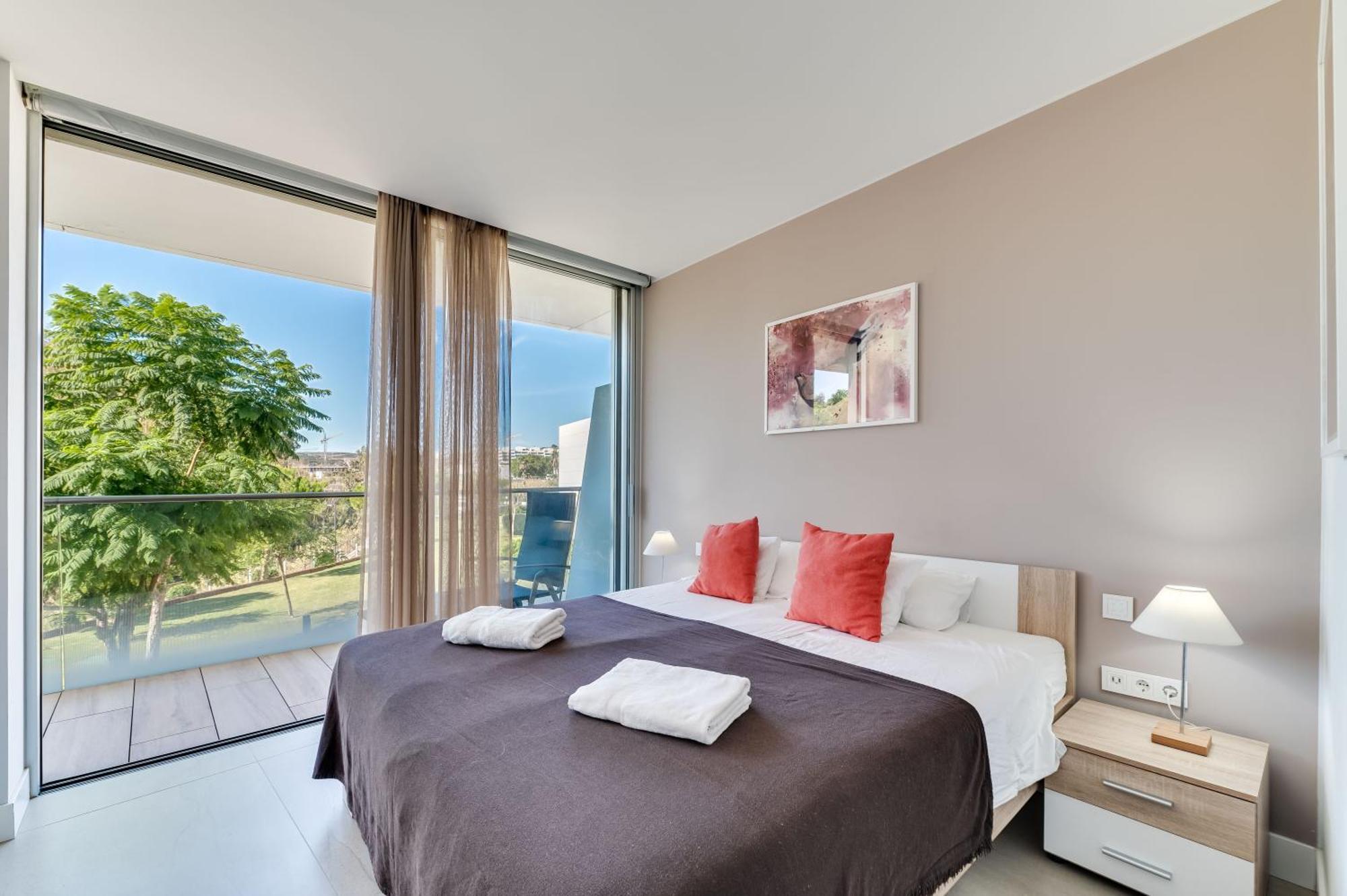 The Edge Apartment Estepona Bagian luar foto